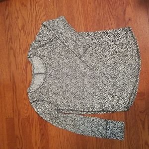 LOFT Long sleeve tshirt with cute hem and detail